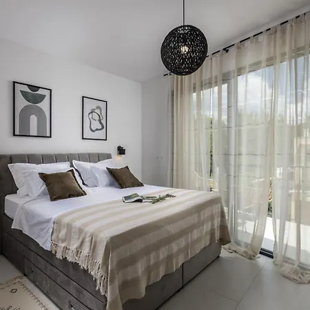 Medellin Zadarvillas