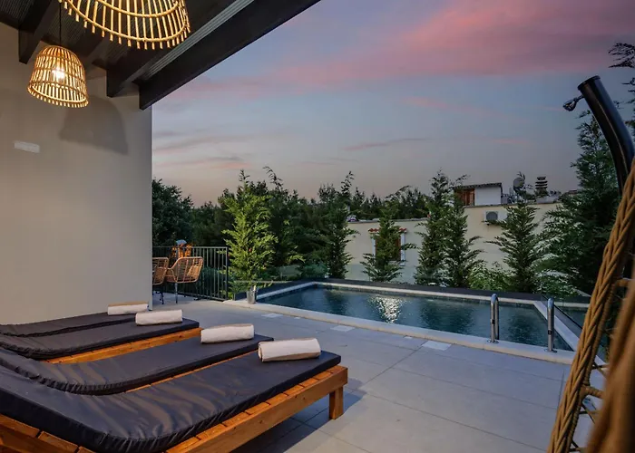 Medellin Zadarvillas *