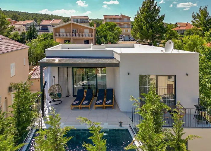 Medellin Zadarvillas * Pridraga