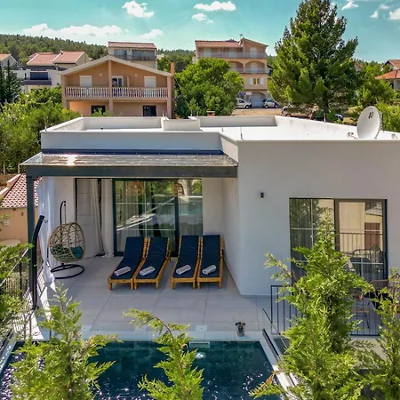 Medellin Zadarvillas * Pridraga
